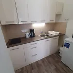 Lara 2 Apartment *